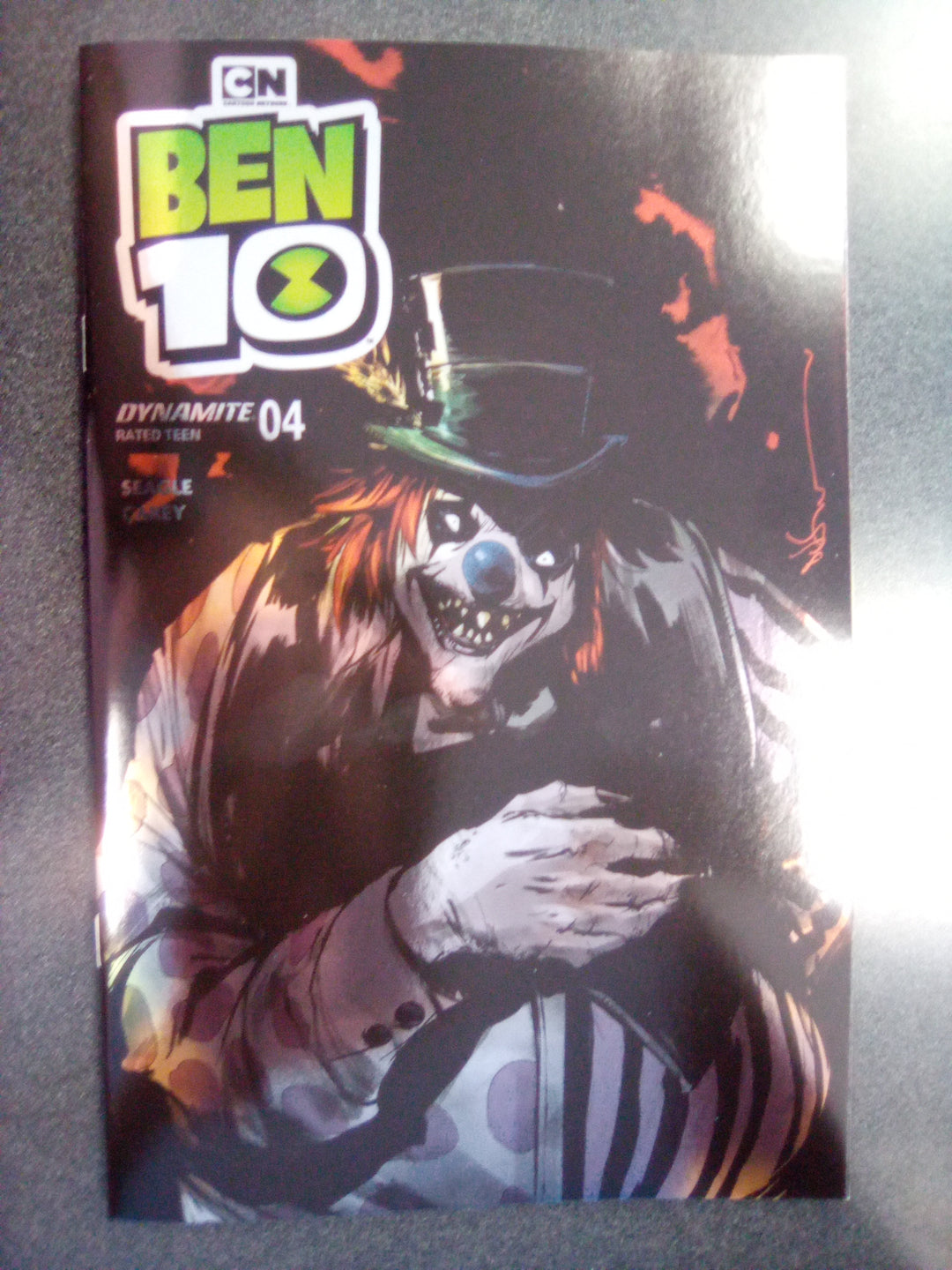 Ben 10 #4 Cover T Inc 1:15 Dustin Nguyen Foil Variant