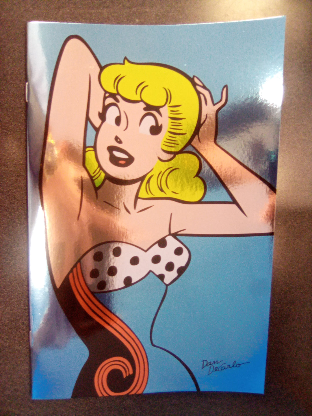Archie Comics 85 Th Anniversary Presents Betty & Veronica Swimsuit Special (One Shot) Cover E Dan Decarlo Silver Foil Betty Pin Up Variant