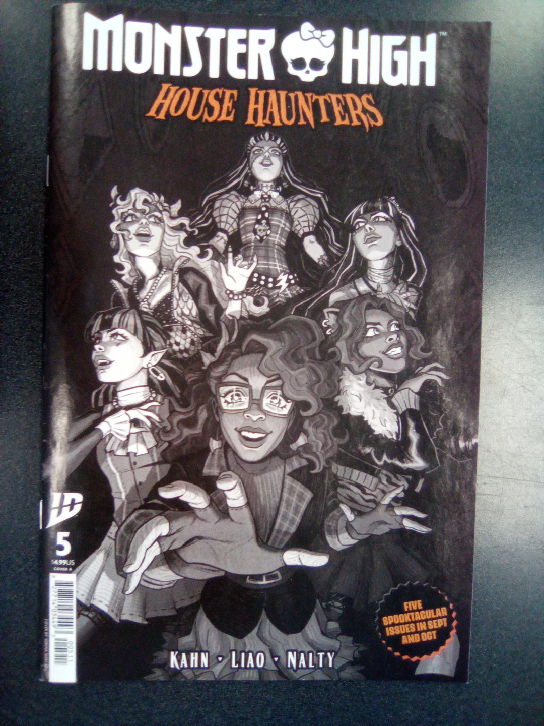 Monster High: House Haunters #5 Cover A (Mercado)