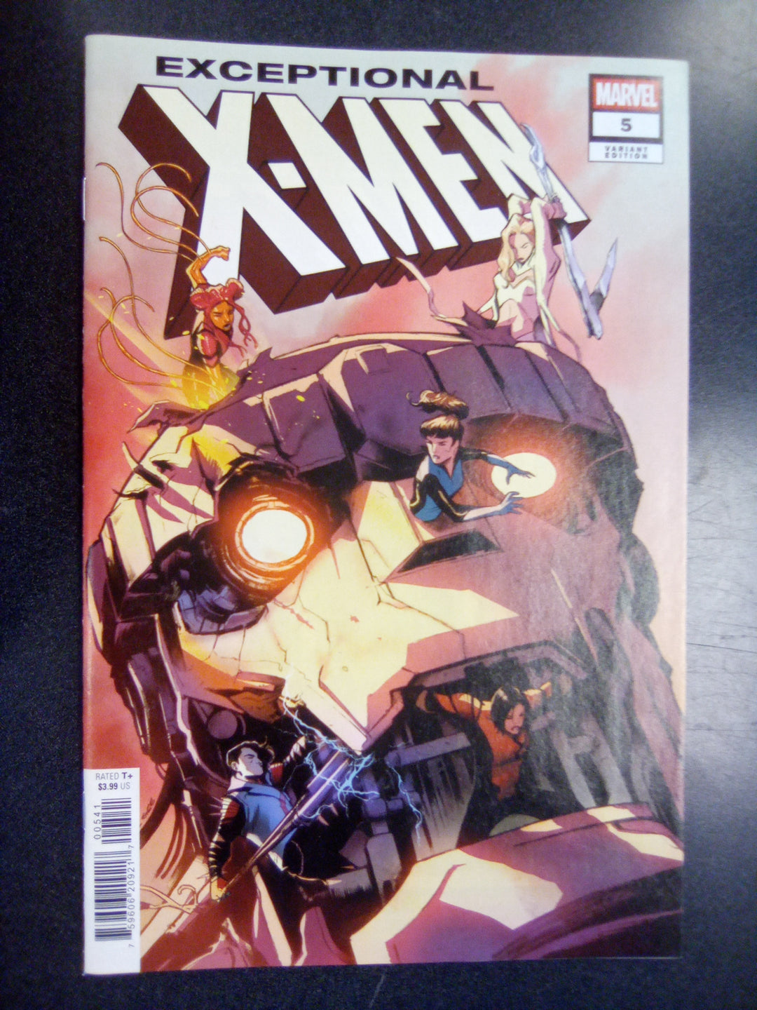 Exceptional X-Men #5 Lee Garbett Variant