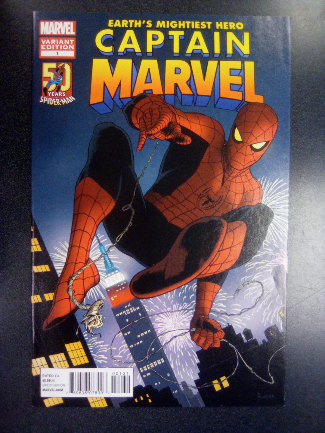 Captain Marvel #1 (2012) 1:25 Rivera Variant