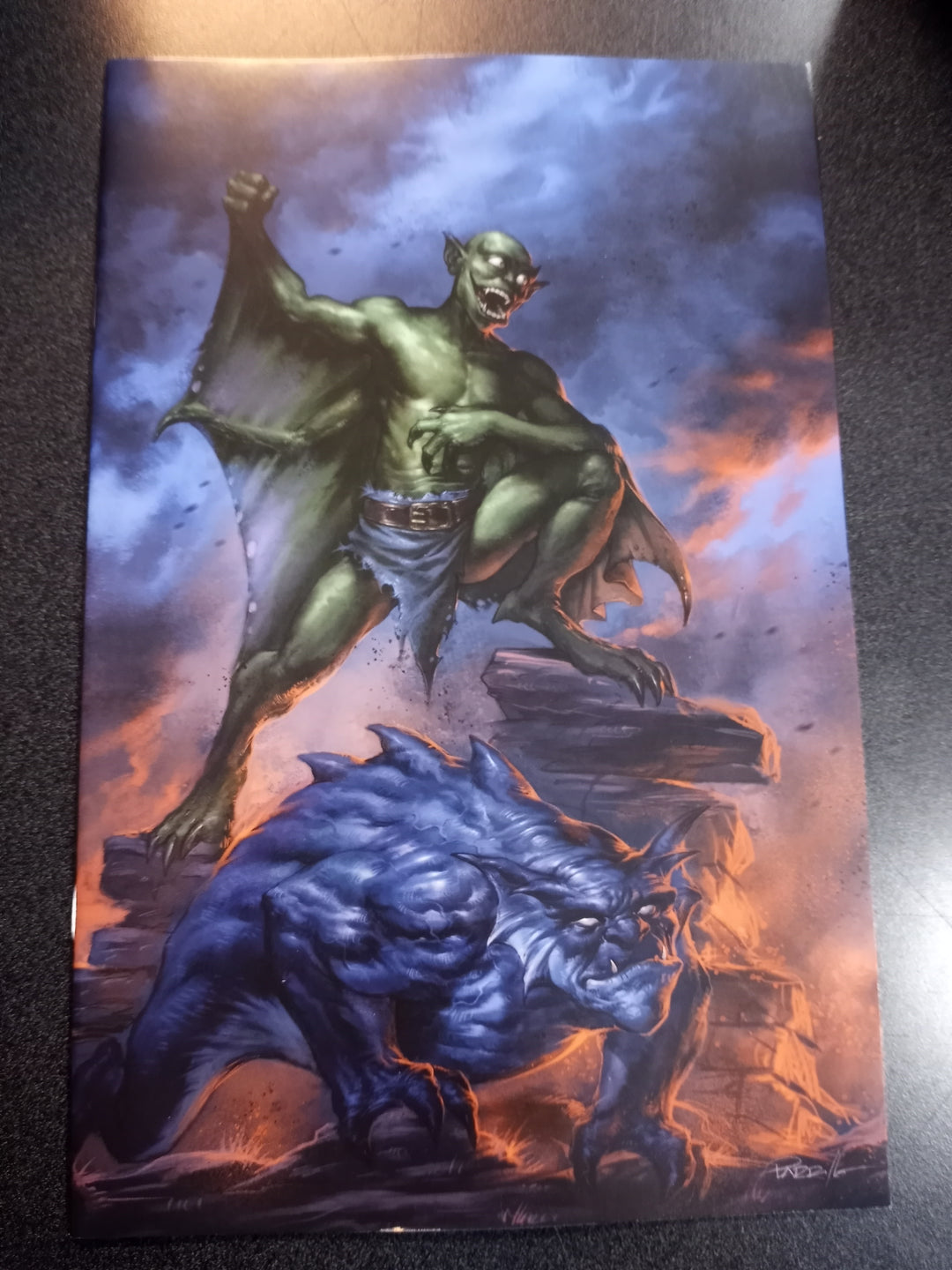 Gargoyles #2 Cover P 150 Copy Variant Edition Parrillo Virgin
