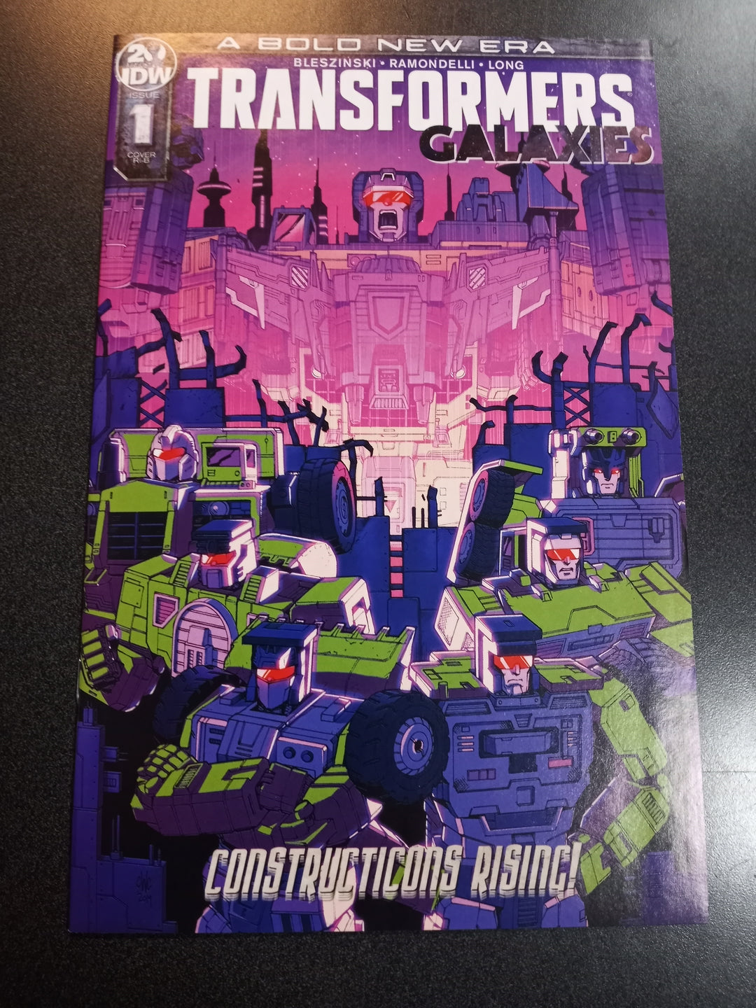 Transformers Galaxies #1 1:25 RI-B Variant