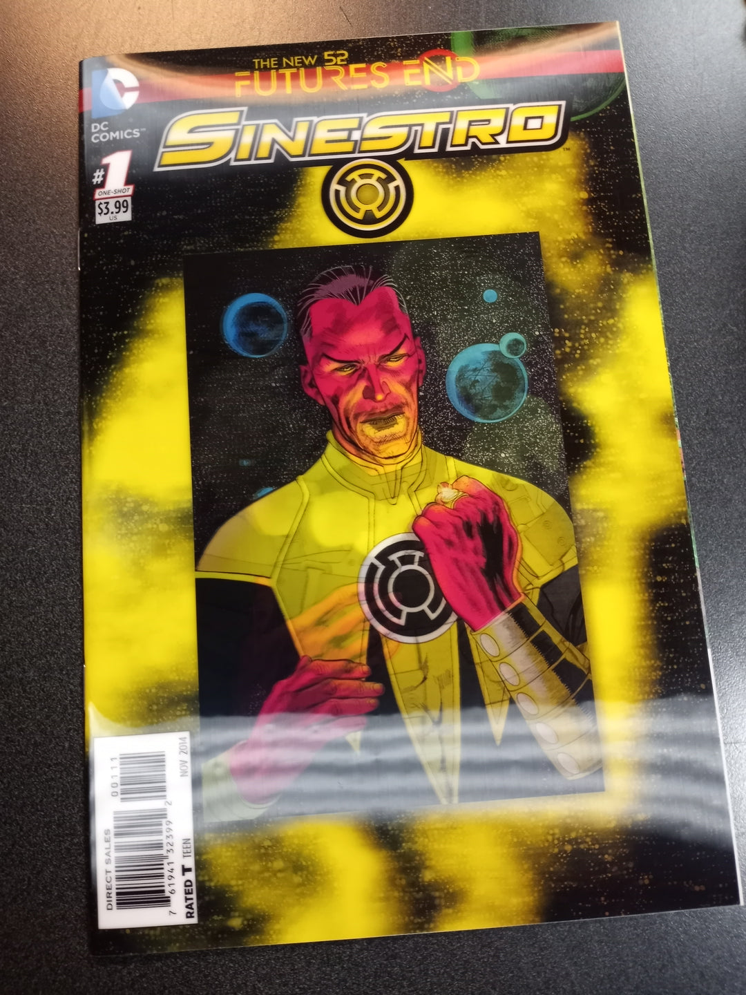 Future's End Sinestro #1 3D Lenticular Variant