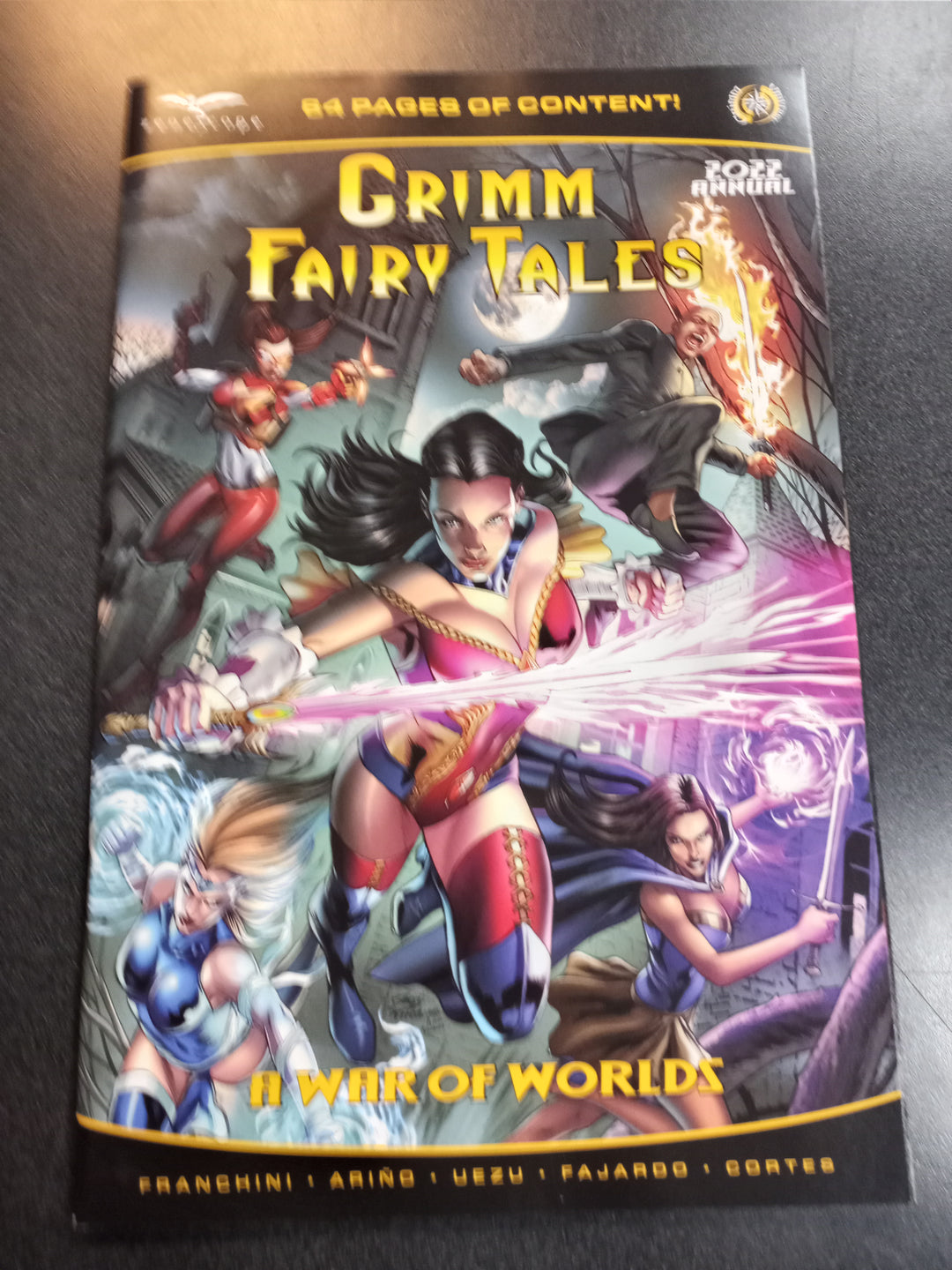 Grimm Fairy Tales 2022 Annual #1 Cover A Vitorino