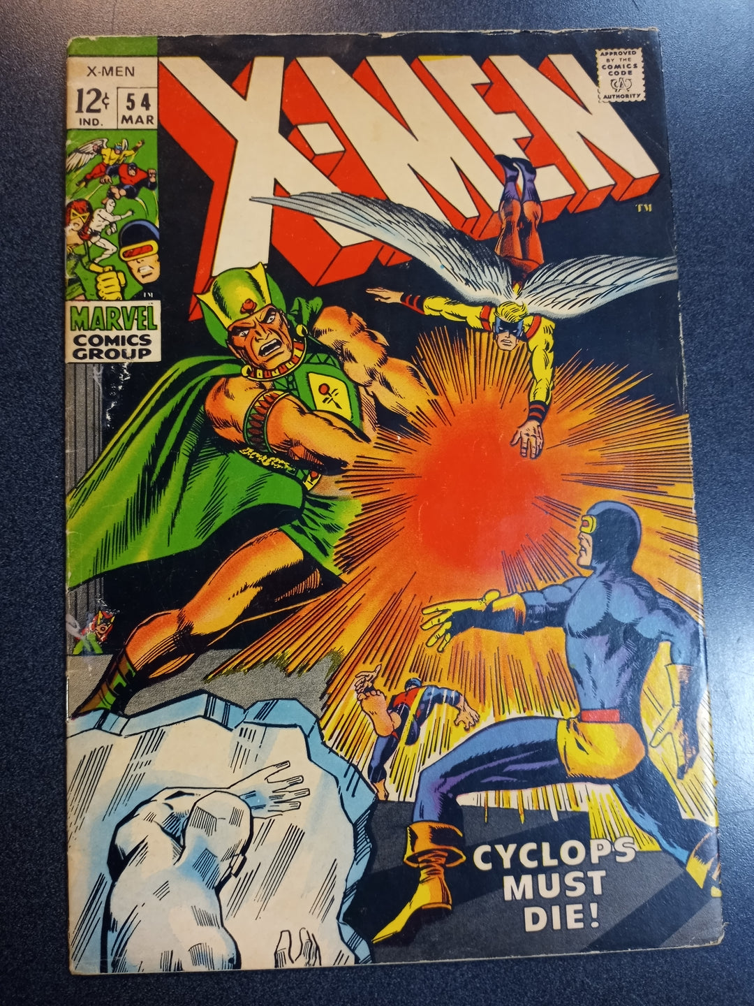 X-Men #54 (FN+) First appearance of Alex Summers.